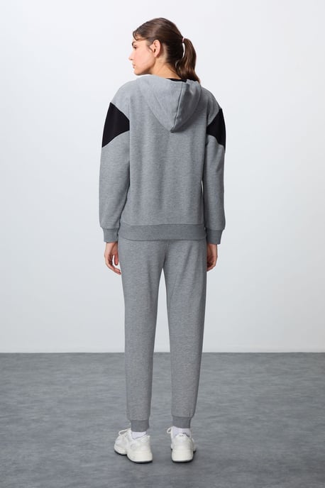Oversized hoodie met rits en broek set - Image 6