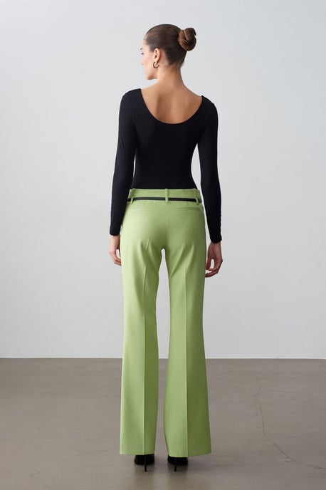 Gestrikte Rechttoe-Rechtaan Crepe Broek - Image 2