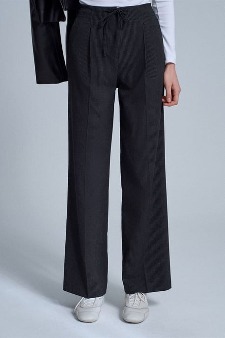 Wijde-pijp Crepe Trousers met Touwtjes - Image 4