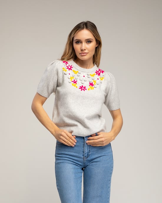 Trui met korte mouwen, geborduurde bloemen en een rimpeling op de schouder. - Image 1