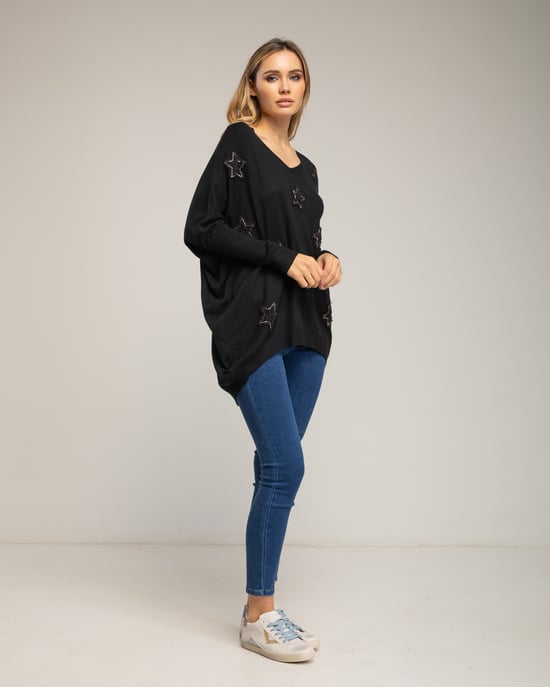 Oversized lange gebreide trui met opgetikte stoffen sterren met strass. - Image 4