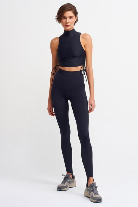 High-Waist Slim-Fit Leggings - Image 1