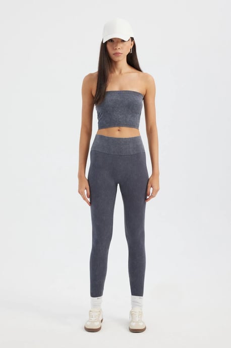 Zure Gewassen Strapless Ribbels Crop Top - Image 2