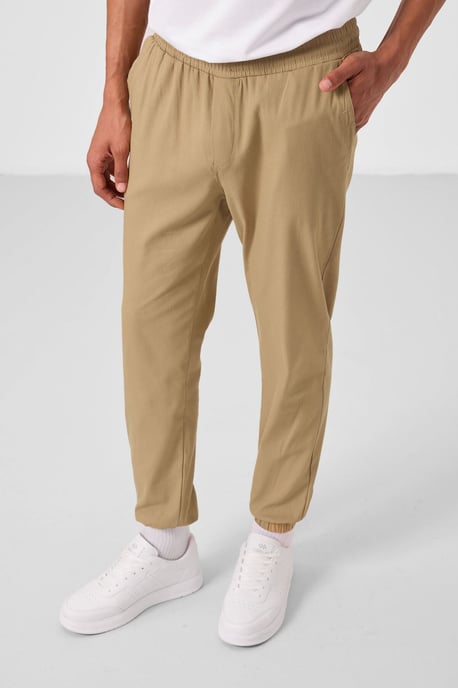 Heren Relaxed Fit Pull-on Chino's - Image 2
