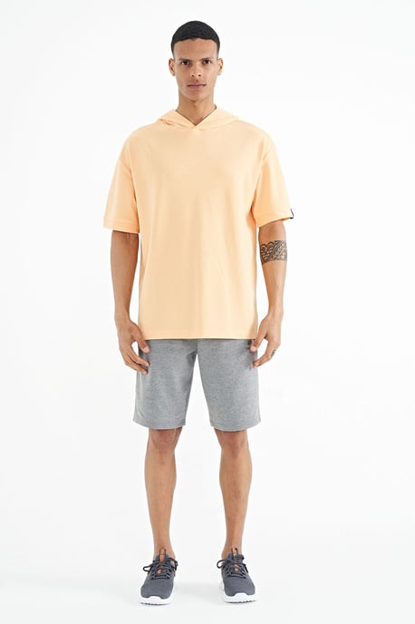 Oversized Hoodie T-Shirt met Accessoire Details - Image 4