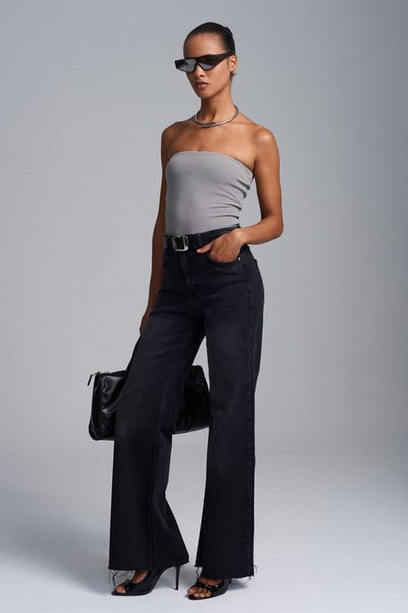 Strapless Bodycon Bandeau Blouse - Image 4