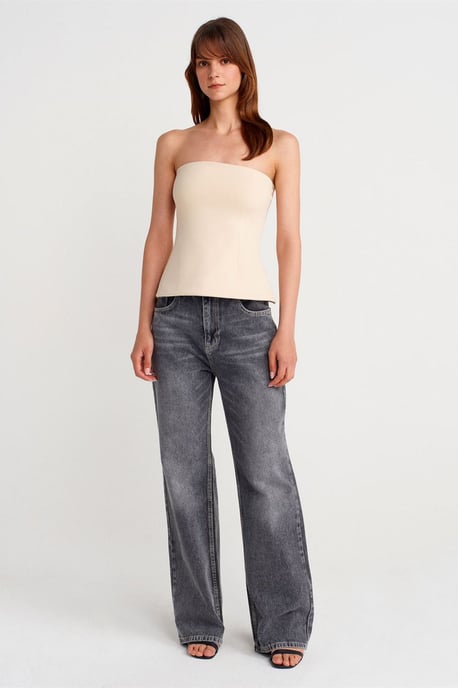 Strapless Slim-fit Bandeau Blouse - Image 4