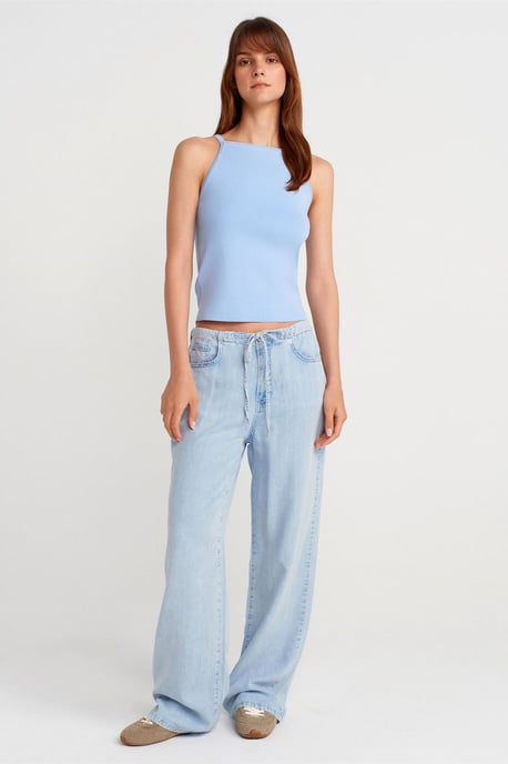 Slim Fit Halter Gebreide Blouse met Strikdetail - Image 4