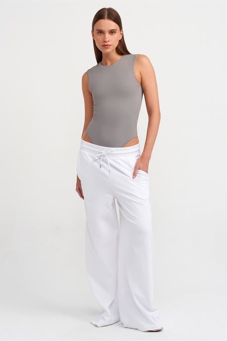 Naadloze Mouwloze Slim-fit Eendelig Pak - Image 3