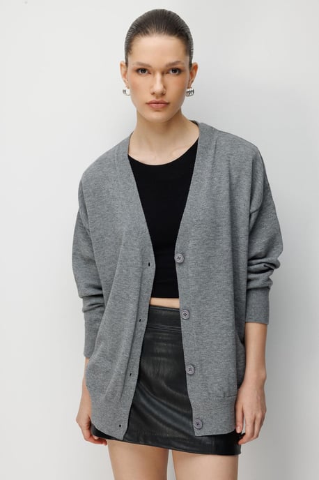 Lange Ribbels Breigarment Cardigan met V-hals en Knoopsluiting - Image 4