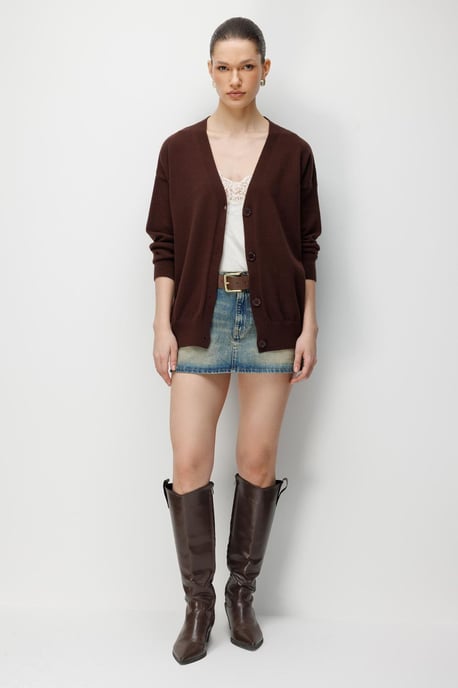 Lange Geribde Trui Cardigan met V-hals en Knopsluiting - Image 2