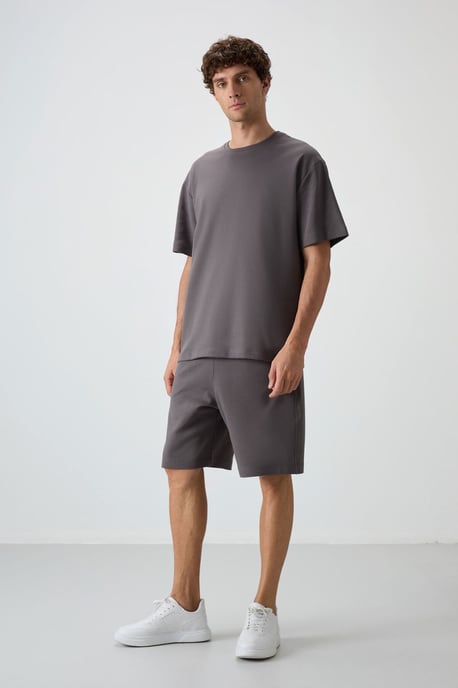 Oversized T-Shirt en Shorts Set - Image 6