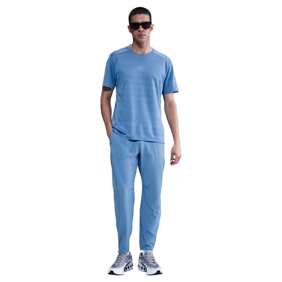 Nike Sport-T-shirt voor heren, normale pasvorm (Blauw) - Image 1