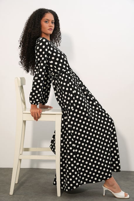 Bloemrijke Maxi Trui Jurk met Strikdetail - Image 2