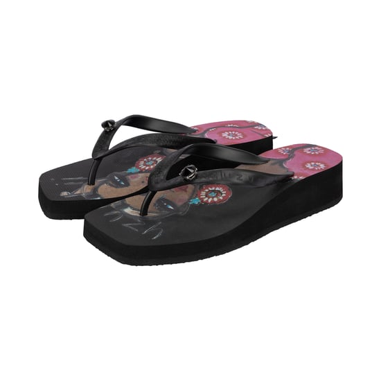 Claudia Mid Heel Flip Flop met strandprint, zwart - Image 3