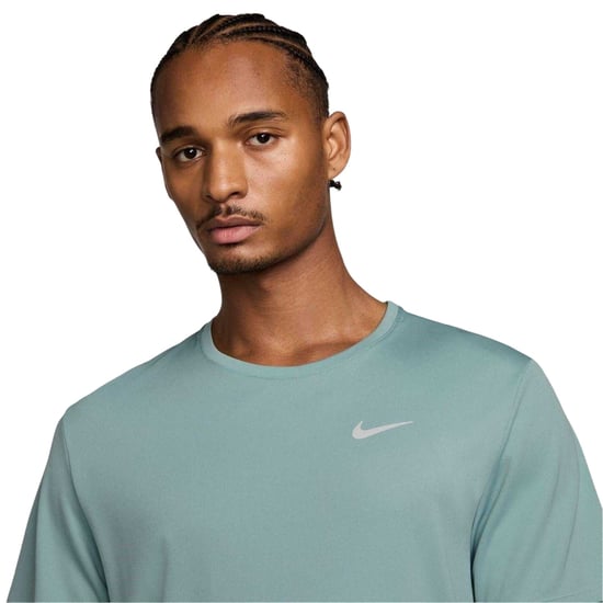 Nike Heren T-shirt Miler met Swoosh en reflecterende details (Kanon) - Image 3