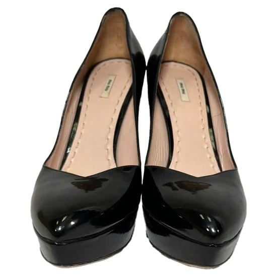 Miu Miu Plateau Pumps in Zwart Patentenleer - Image 2
