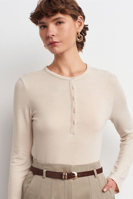 Slim Fit V-hals Knopenblouse - Image 1