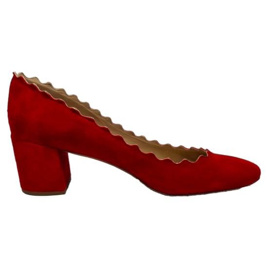 Chloé Lauren Scallop Blokhak Pumps in Rood Suède - Image 1