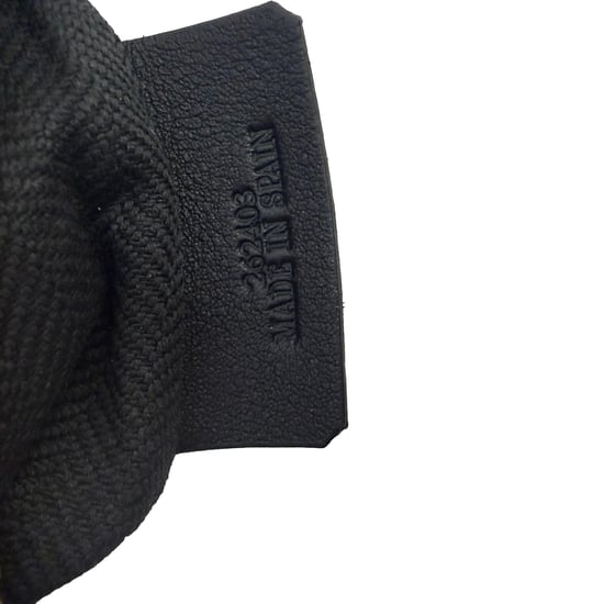 Loewe T-Knot Pouch Bag in Zwart Leer - Image 6