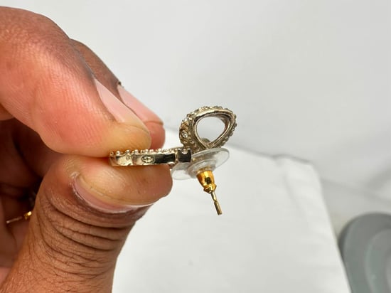Chanel Kristallen CC Strik Dangle Oorbellen in Goudmetaal - Image 6