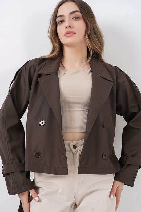 Korte Bouwde Trenchcoat - Image 3