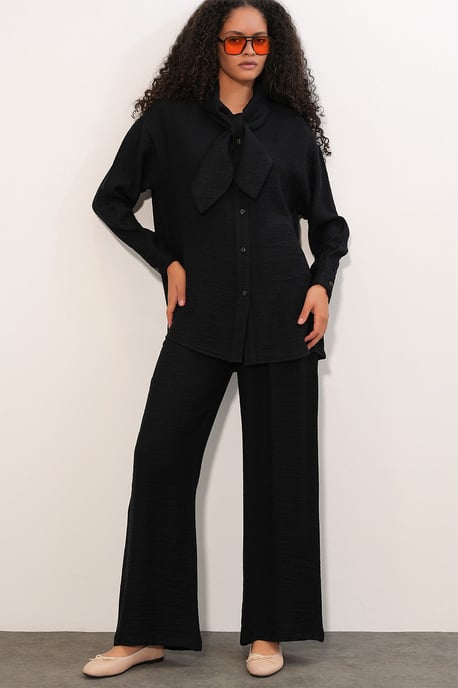 Gestructureerde Overhemd en Brede Pantalon Set - Image 4