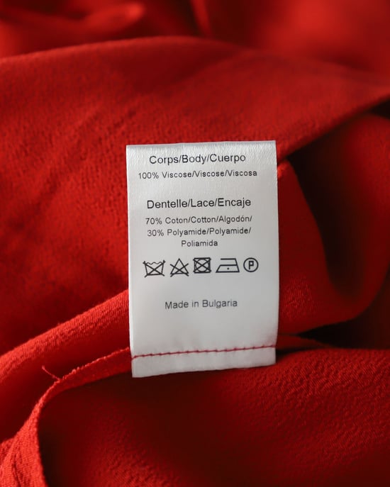 Sandro Paris mouwloze jurk met V-hals en kanten details in rode cupro - Image 6