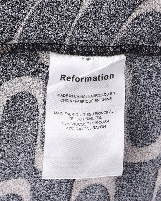 Bedrukte midi-jurk van Reformation in zwarte viscose. - Image 5