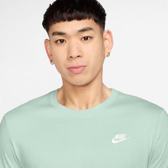 Nike Heren Club T-Shirt (Lichtgroen) - Image 3