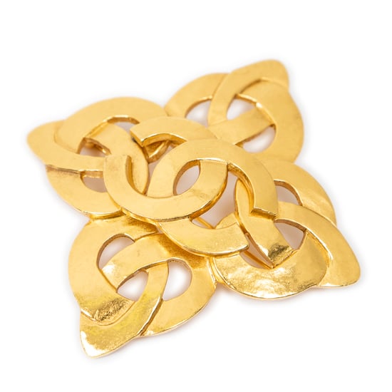 CC Quatrefoil Knot Brooch Pin Broche - Image 1