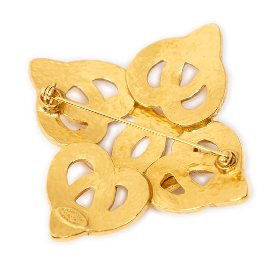 CC Quatrefoil Knot Brooch Pin Broche - Image 2
