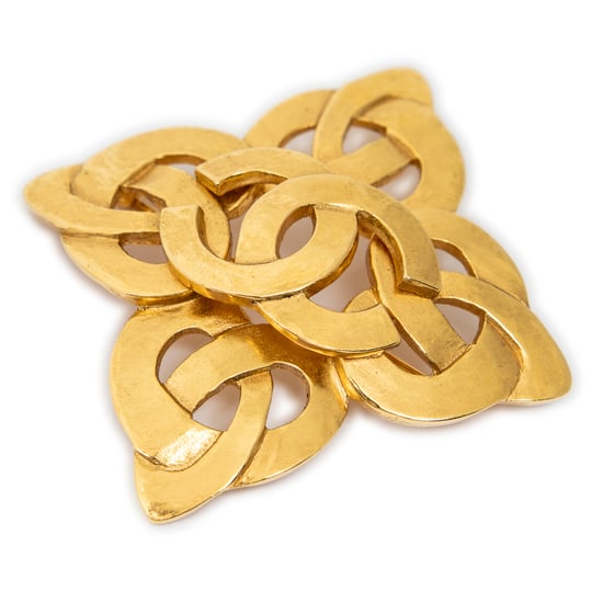 CC Quatrefoil Knot Brooch Pin Broche - Image 1