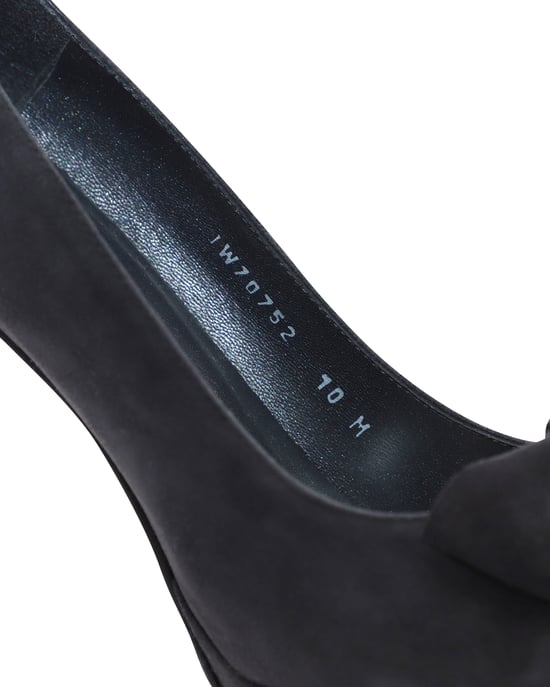 Stuart Weitzman hakken met strikdetail in zwart suède - Image 6