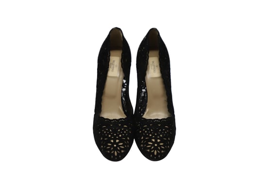 Valentino Garvani Laser Cut Pumps 115 in zwart suède - Image 2