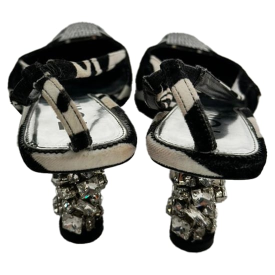 Tom Ford Zebra-Print Slingback Hakken in Zwart en Witte Suède - Image 5