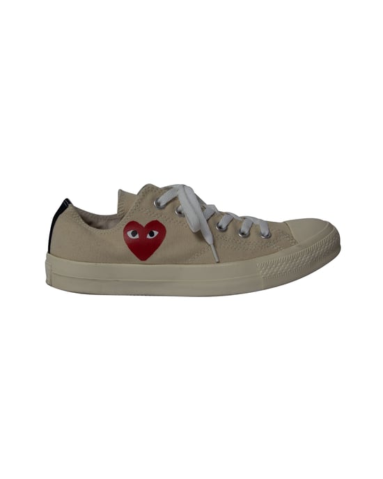 Comme Des Garcons Play x Converse lage sneakers in beige canvas - Image 1