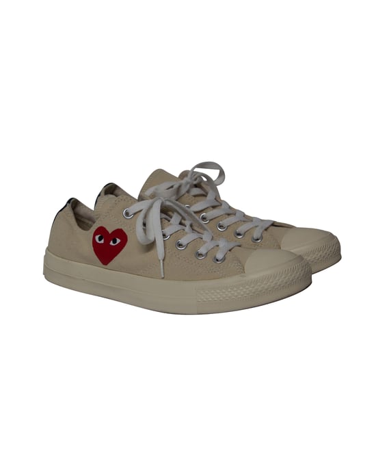Comme Des Garcons Play x Converse lage sneakers in beige canvas - Image 3