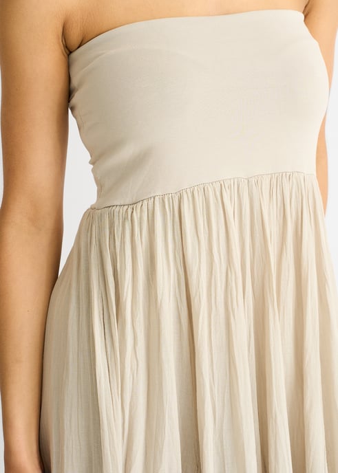 Beige katoenen skaterjurk met veelzijdige tailleband - Image 2