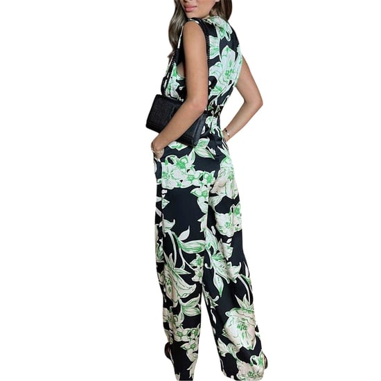 AX Paris Dames Bloemen V-hals Mouwloze Jumpsuit (Zwart/Groen) - Image 2