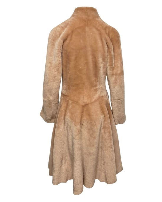 Bottega Veneta Volledige Lengte Shearling Jas in Beige Suede - Image 1