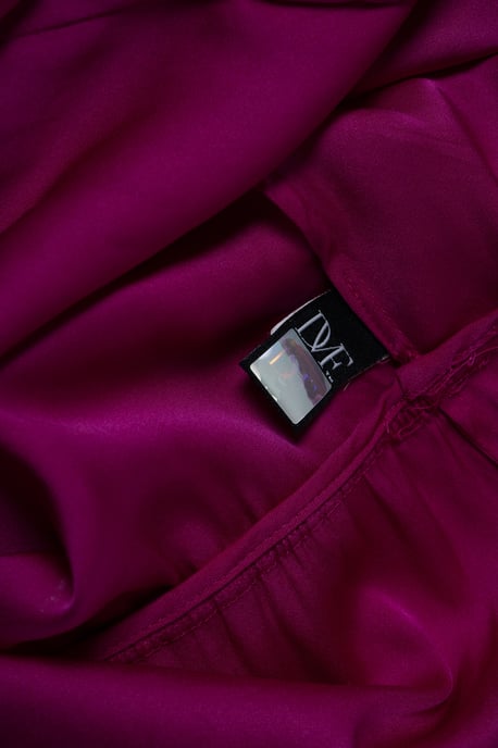 Diane Von Furstenberg, pink silk dress with belt - Image 6