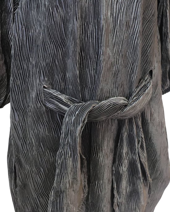 Ganni geplooide jurk met riem in zwarte viscose - Image 2