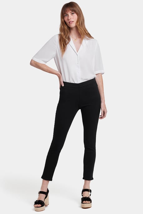Ami Skinny Enkellange Pull-On Jeans In Soft-Contour Denim™ Met Zij-splitten - Image 4