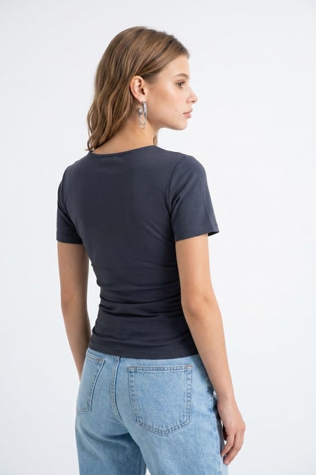 Dames Slim Fit Bootnek T-shirt - Image 5