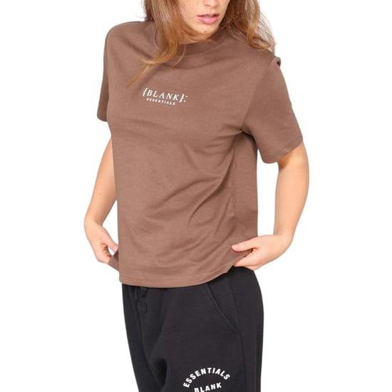 Blank Essentials Dames-T-shirt met logo uit de Essentials-collectie in boyfriend-stijl (Aarde Bruin) - Image 1