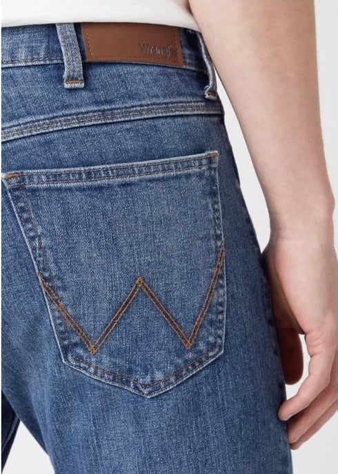 Wrangler Greensboro Regular Mid Stone Broek - Image 2