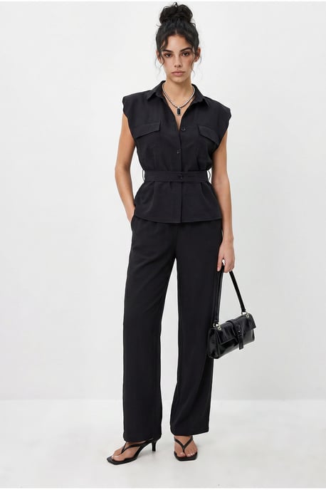 Gordelvrije Mouwloze Blouse en Wijde Broek Set - Image 1