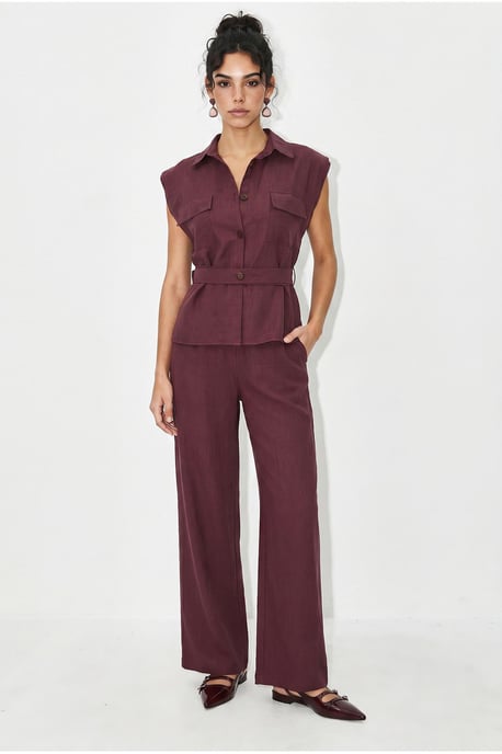 Gordelvrije Mouwloze Blouse en Wijde Broek Set - Image 1