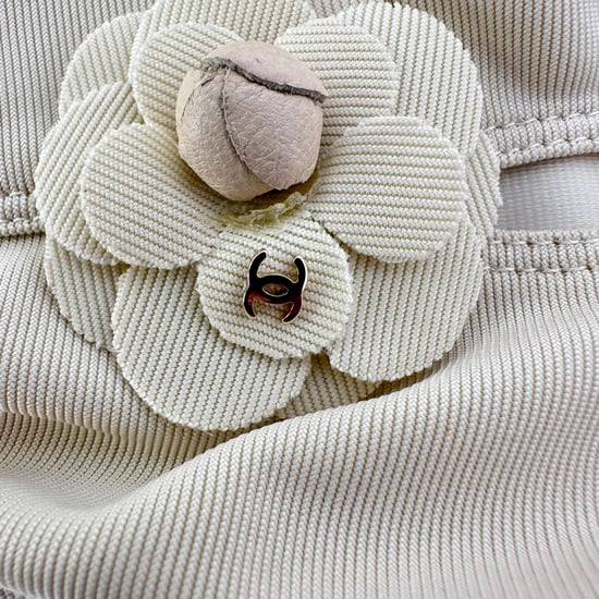 Chanel Camellia overknee laarzen in wit polyester - Image 4